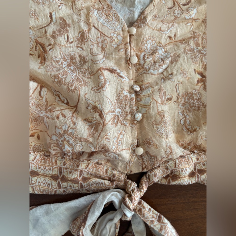 Moon River Beige Patterned Tie-Front Blouse - Picture 4 of 7